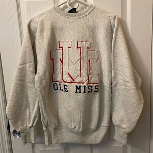 Vintage Ole Miss University of Mississippi light heather-grey sweatshirt. Size M